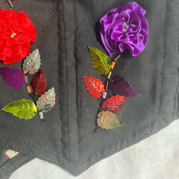 Vintage Corset with Flower Embellishments - Picture 2 of 13